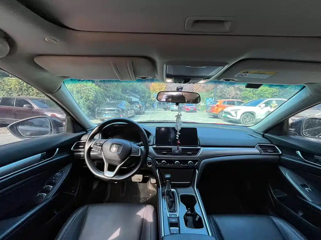 Honda Accord — миниатюра 5