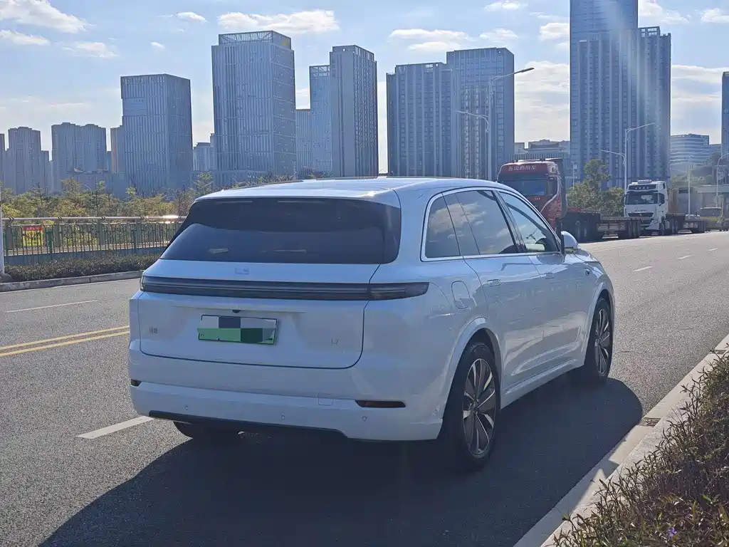 Li Auto IDEAL L7