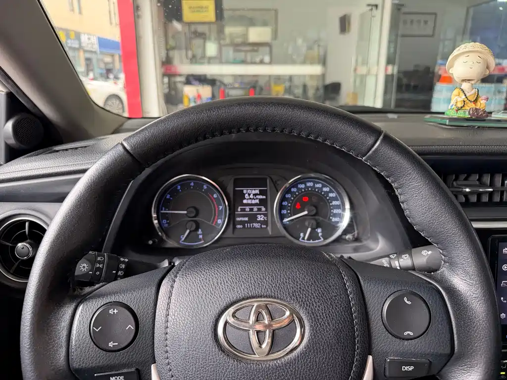 Toyota Corolla — миниатюра 15
