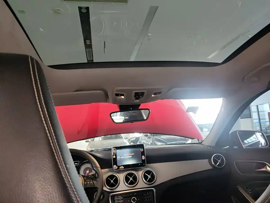 Mercedes-Benz GLA — миниатюра 18