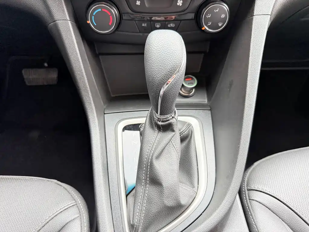 Buick Excelle — миниатюра 18
