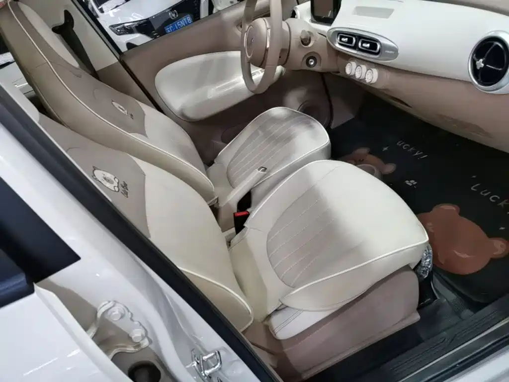 Wuling MINIEV — миниатюра 25