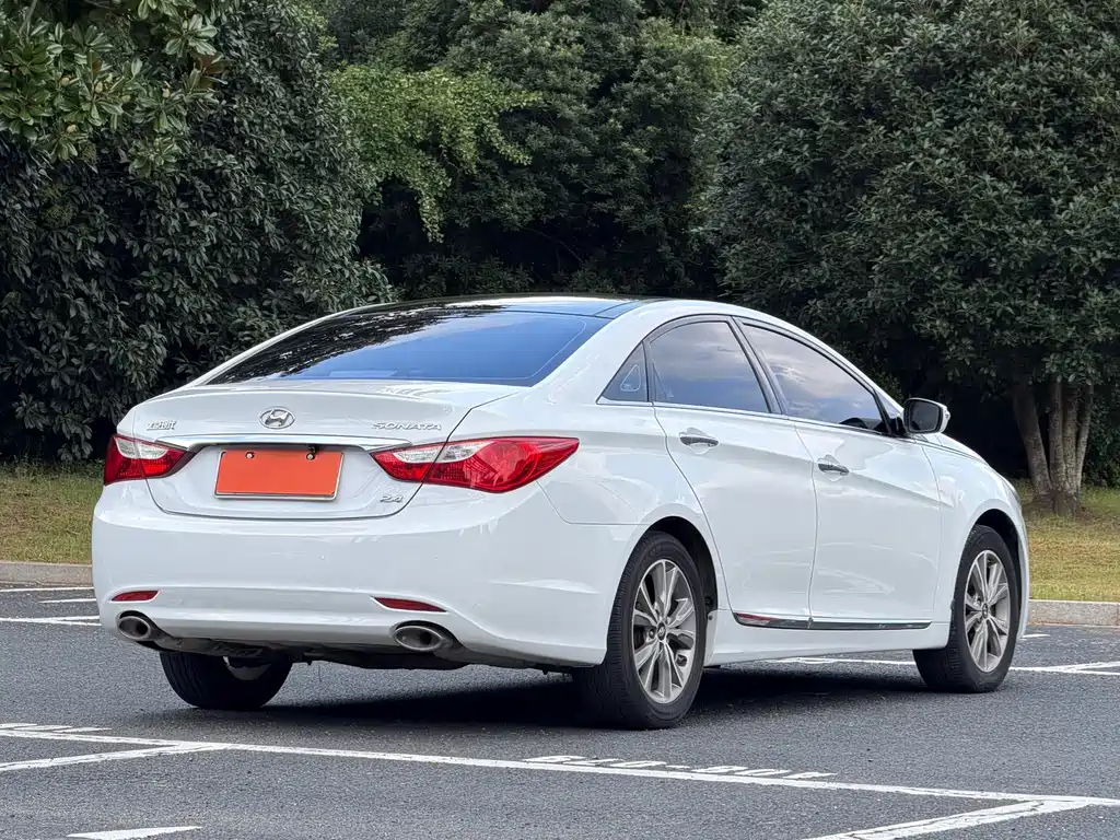 Hyundai Sonata — миниатюра 5