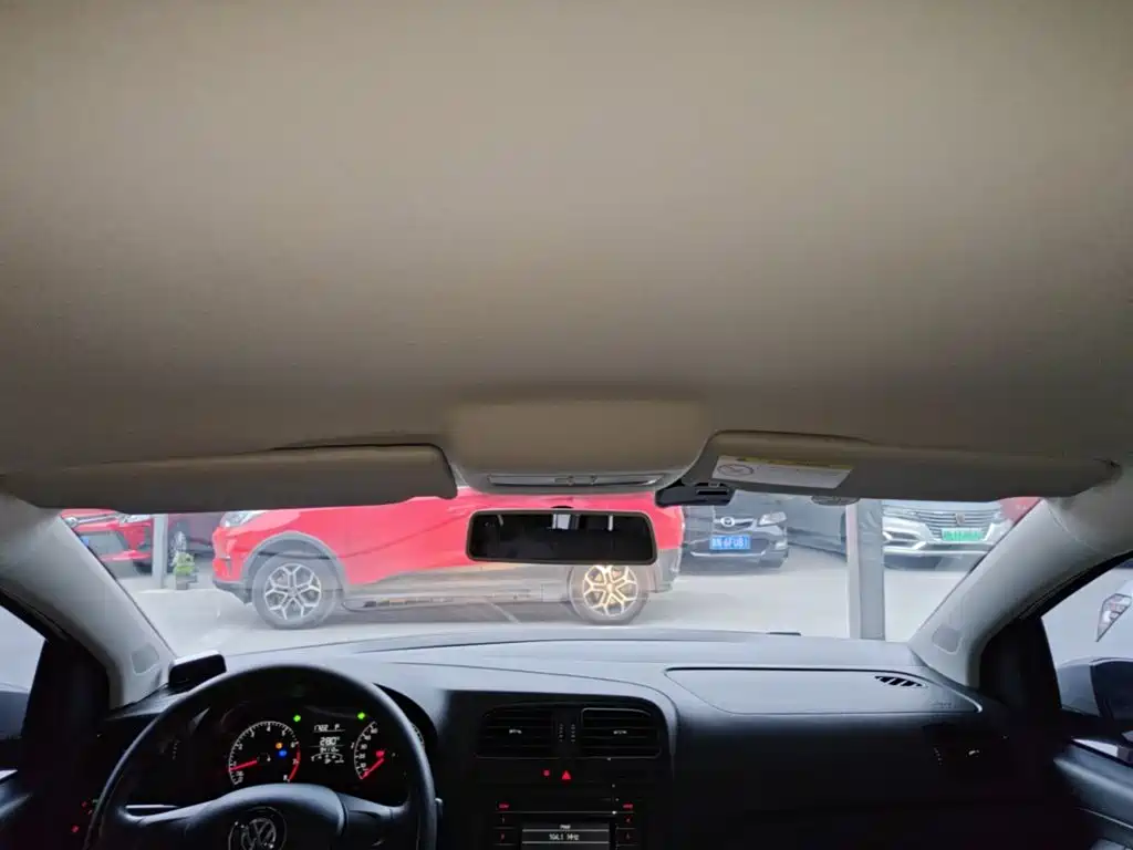 Volkswagen Polo — миниатюра 14
