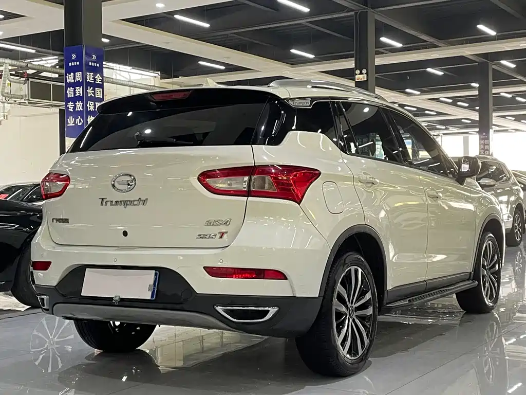 GAC TRUMPCHI GS4
