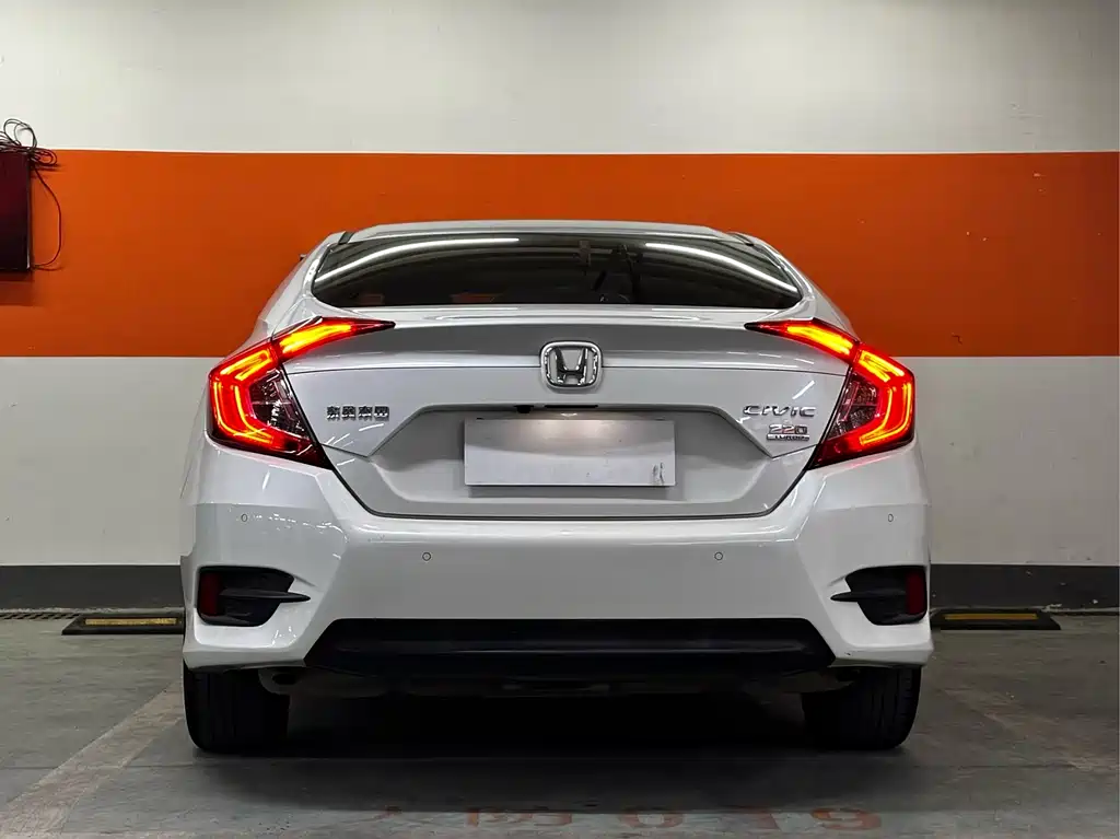 Honda Civic 2019 220TURBO CVT V