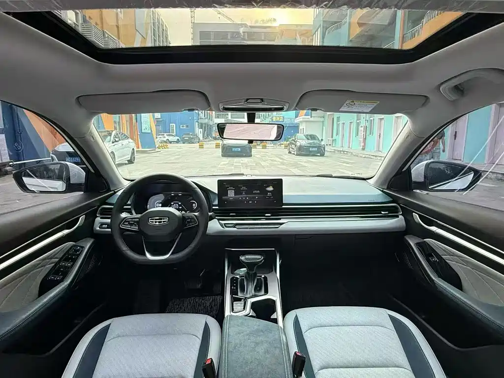 Geely Emgrand — миниатюра 5