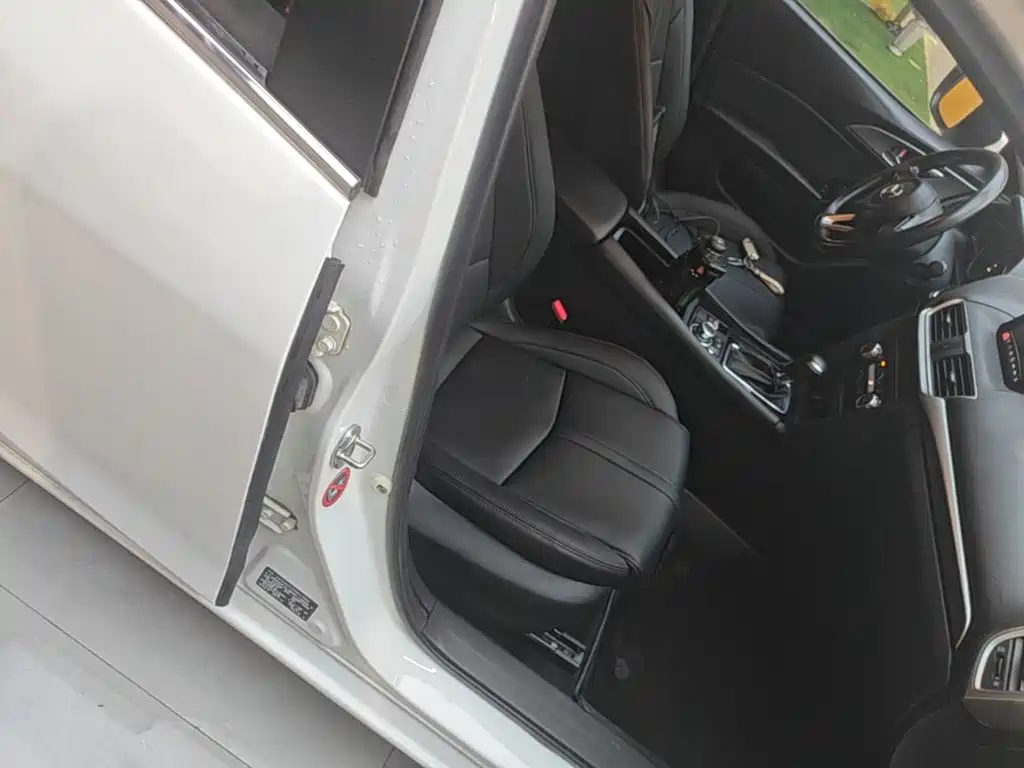 Mazda 3 Axela — миниатюра 25