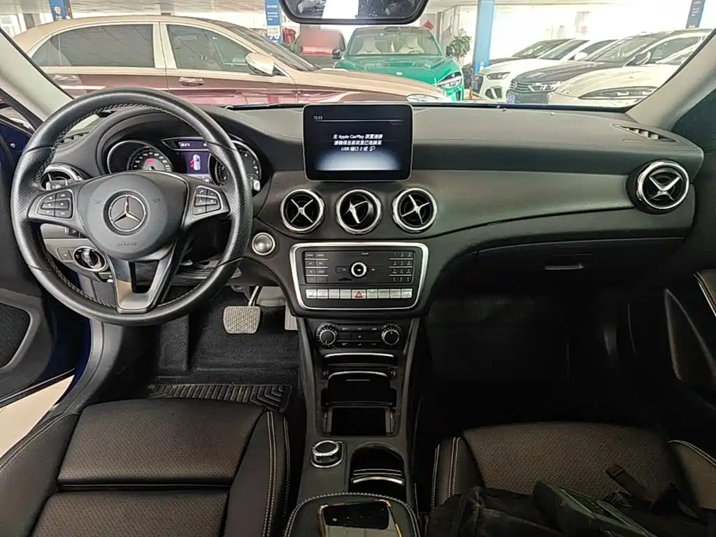 Mercedes-Benz GLA — миниатюра 10