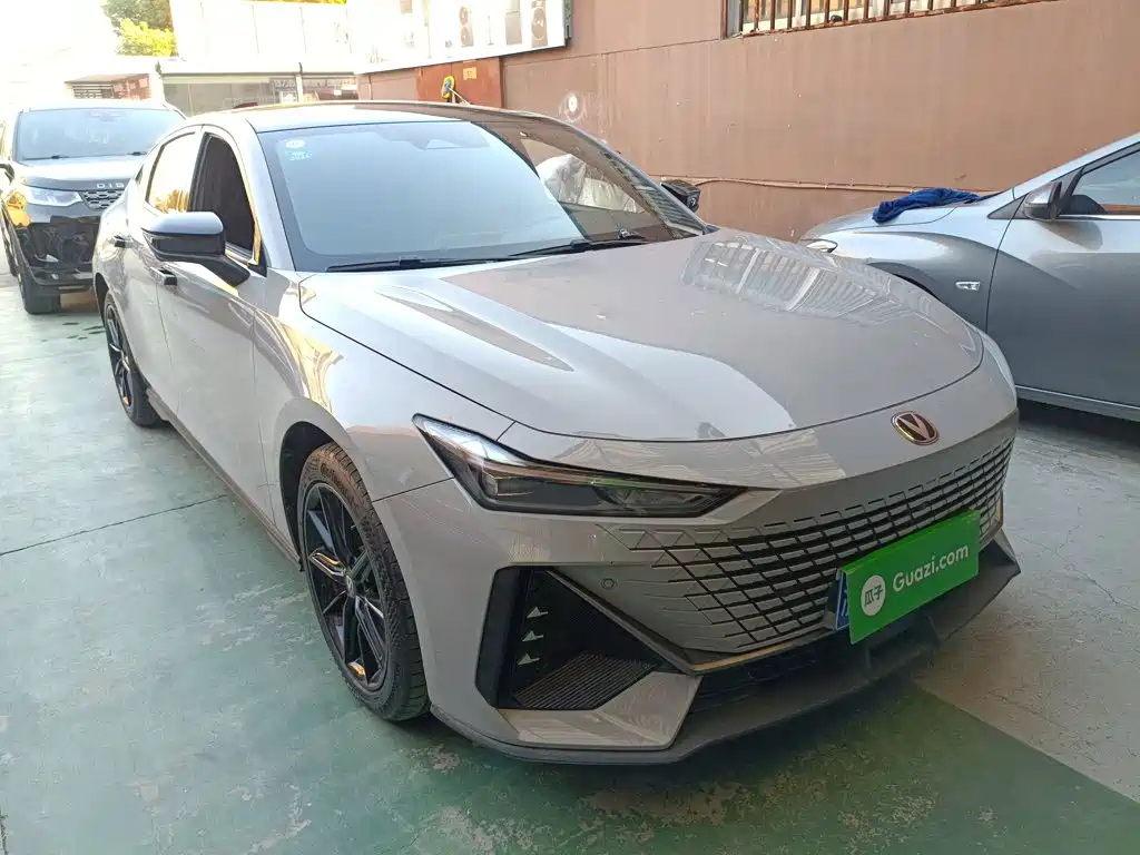 Changan UNI-V — миниатюра 4
