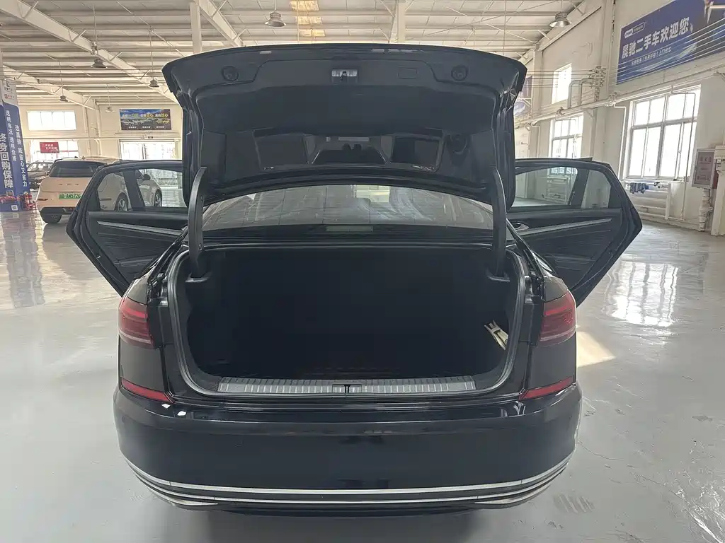 Volkswagen Passat — миниатюра 16