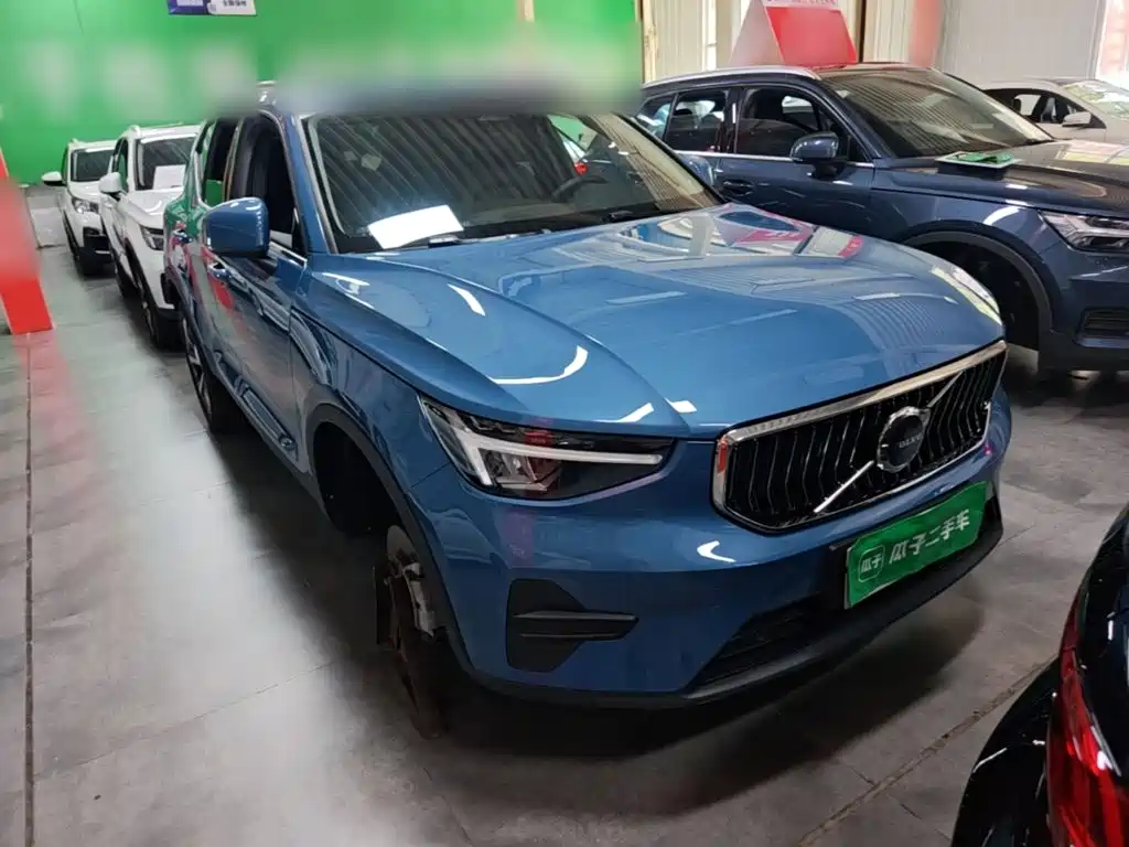 Volvo XC40 — миниатюра 4