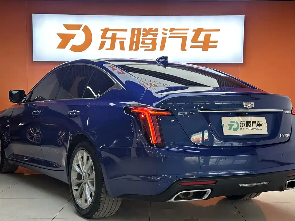 CADILLAC CT5