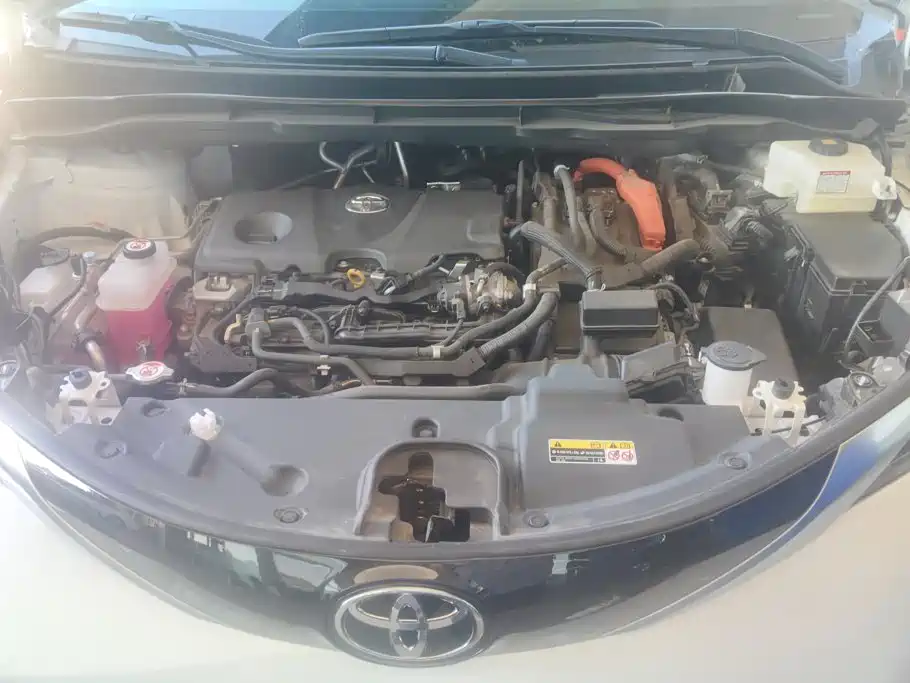 Toyota Granvia — миниатюра 10