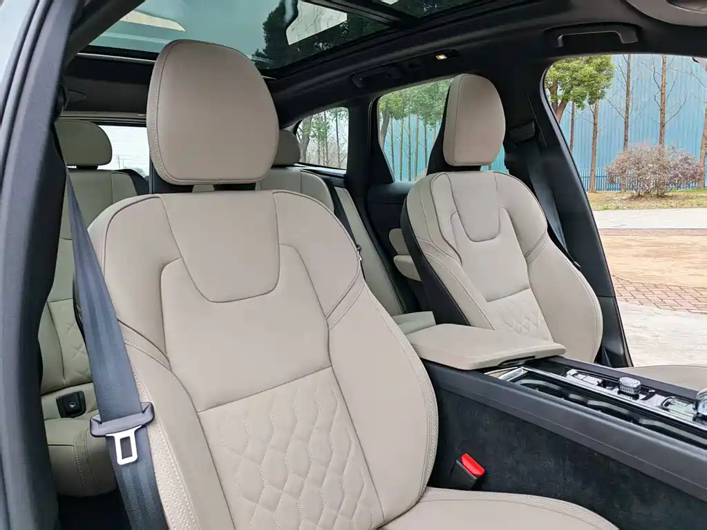 Volvo XC60 — миниатюра 41