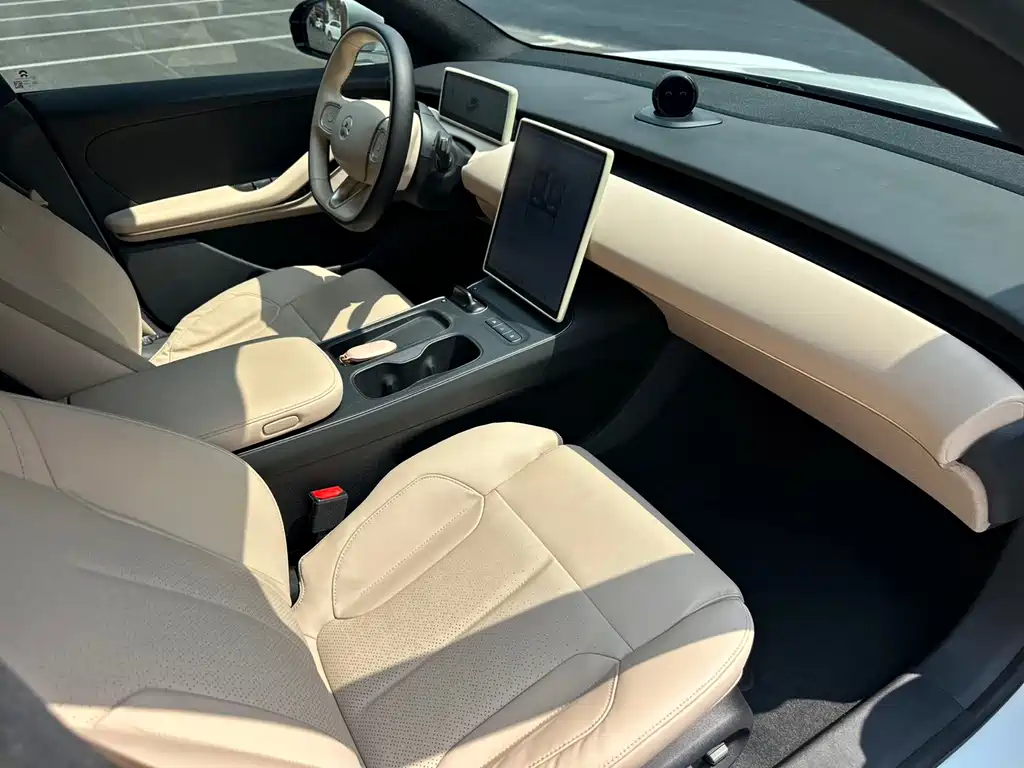 NIO ET5 — миниатюра 12