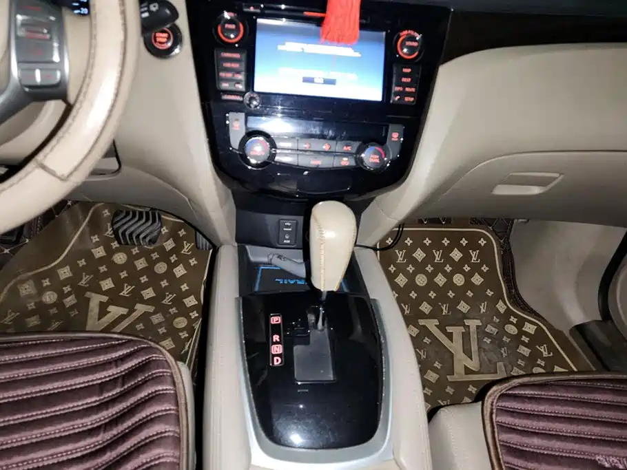 Nissan X-Trail — миниатюра 16