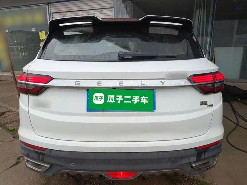 Geely Binyue — миниатюра 6