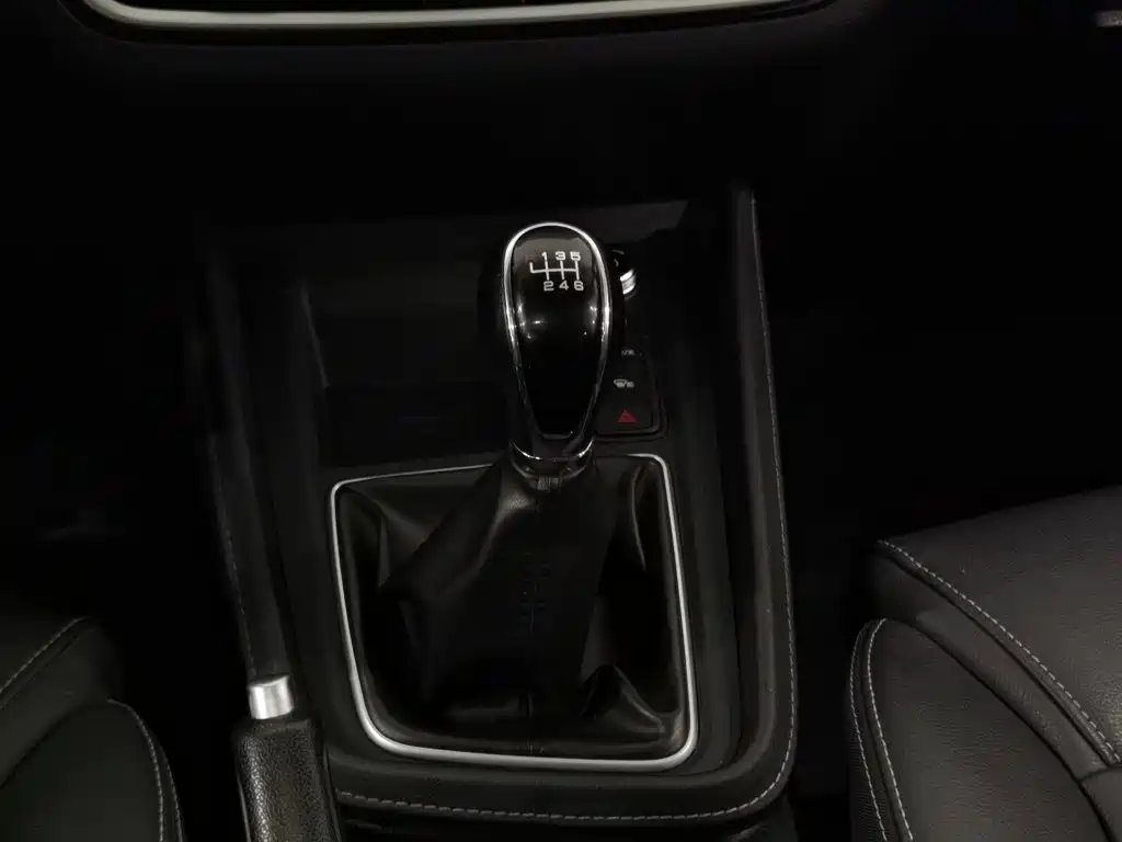 BYD MAX — миниатюра 13