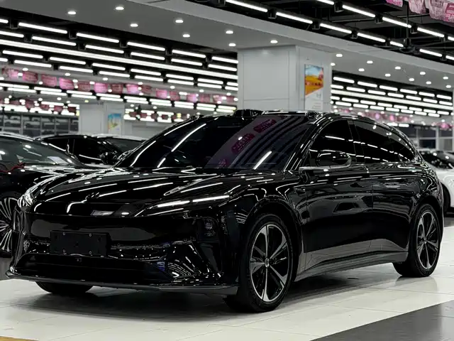 2024 Nio ET5