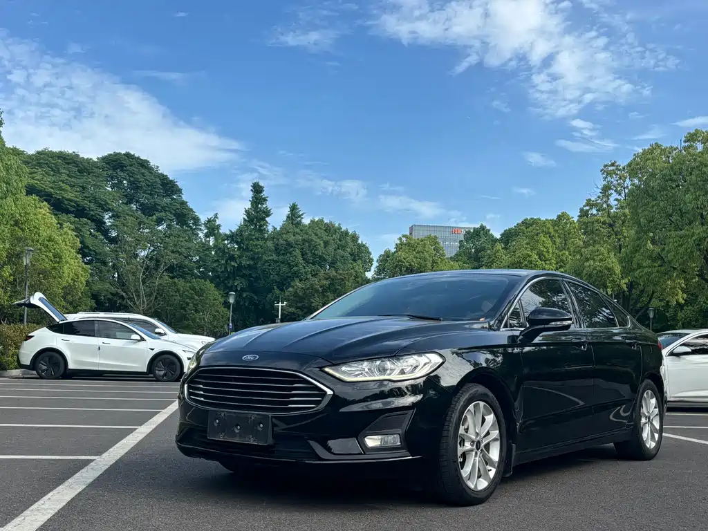 Ford Mondeo 2021