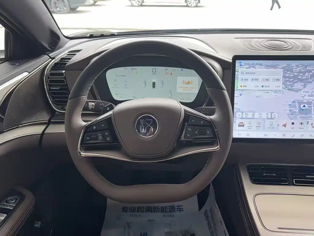 BYD Han — миниатюра 5
