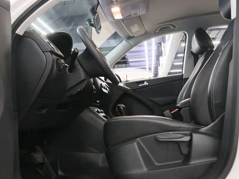 Volkswagen Tiguan — миниатюра 13
