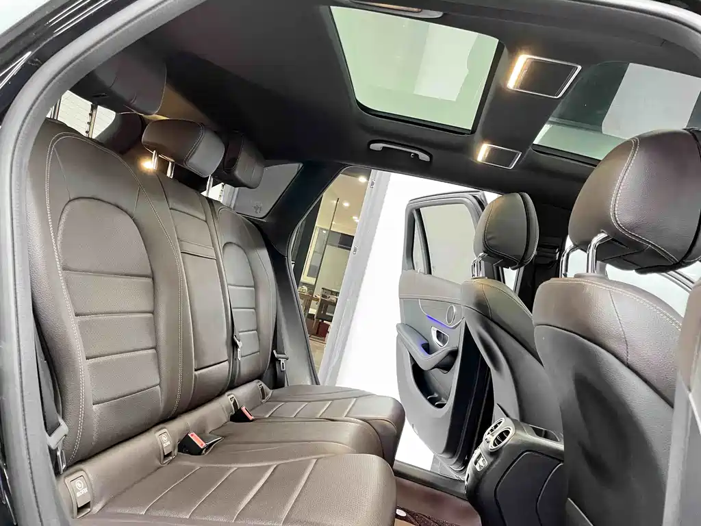 Mercedes-Benz GLC 2021 GLC 260 L 4MATIC Luxury