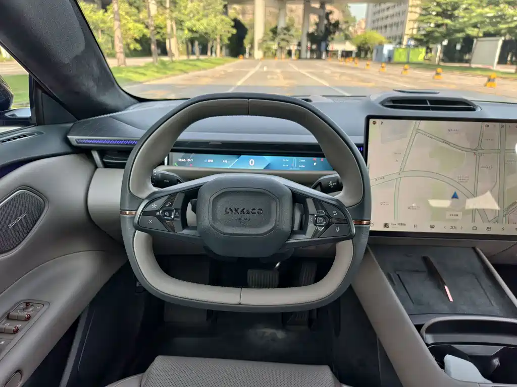 Lynk & Co Z10 2024 95kWh 766km Max