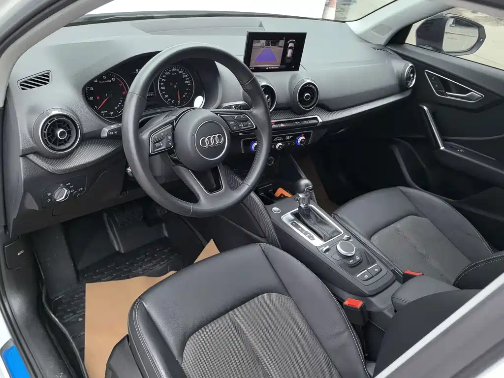 Audi Q2L — миниатюра 6