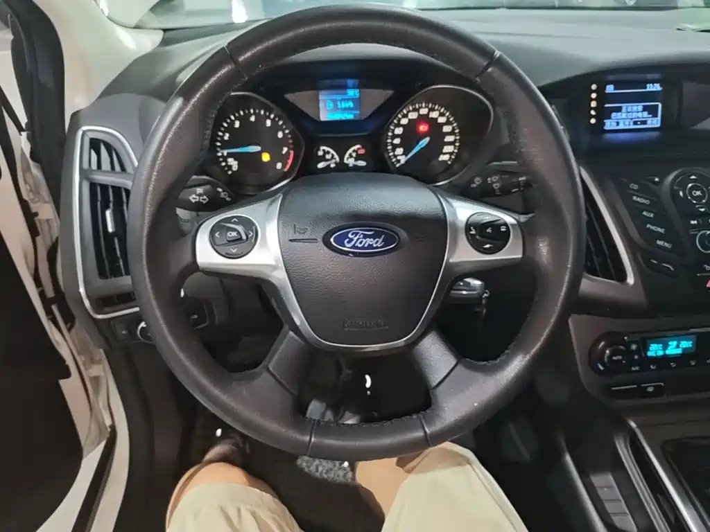 Ford Focus — миниатюра 7