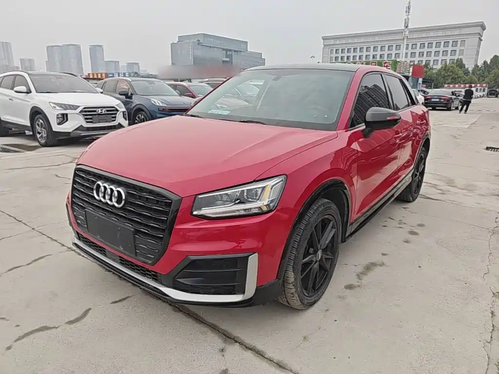 Audi Q2L