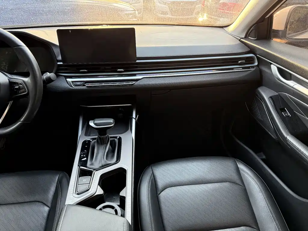 Geely Emgrand — миниатюра 13