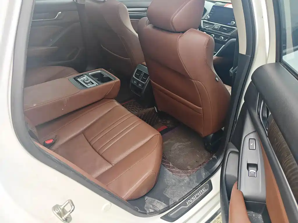 Honda Inspire — миниатюра 12
