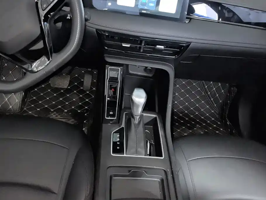 Roewe i5 — миниатюра 16