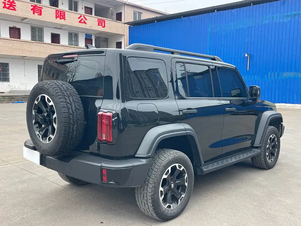 Tank 300 2025 Hi4-T 37.1kWh