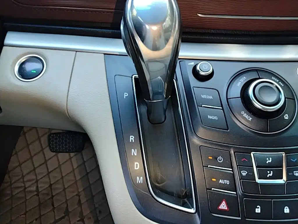 Buick GL8 — миниатюра 14