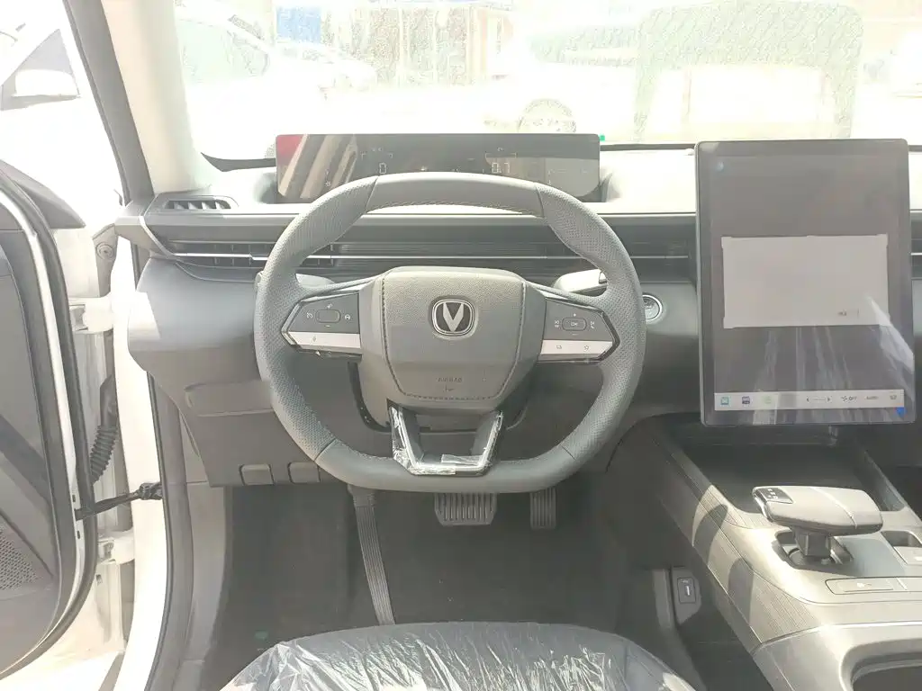 Changan Eado — миниатюра 7