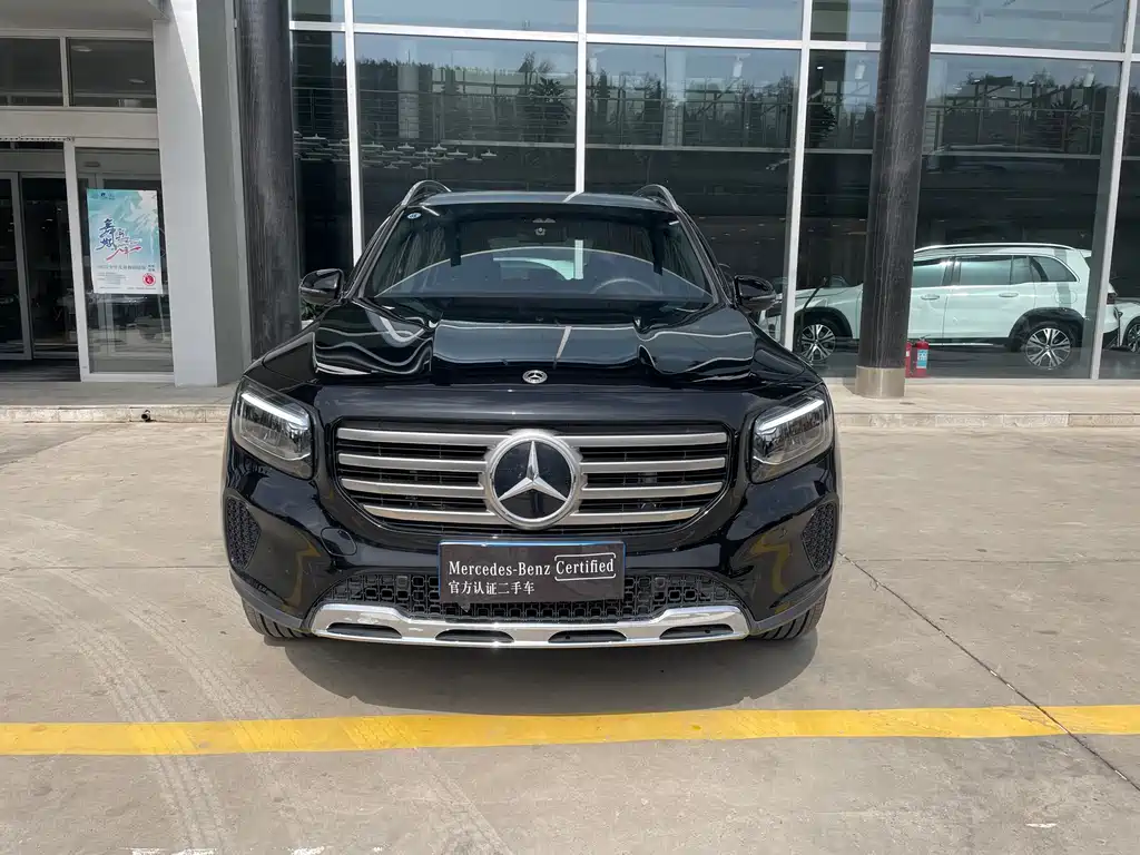 MERCEDES-BENZ GLB