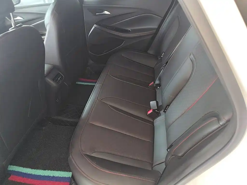 Buick Verano — миниатюра 17