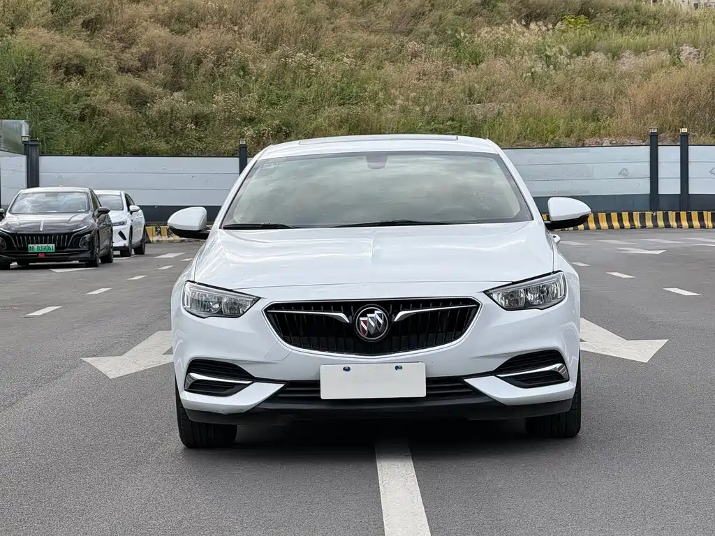 Buick Regal — миниатюра 2