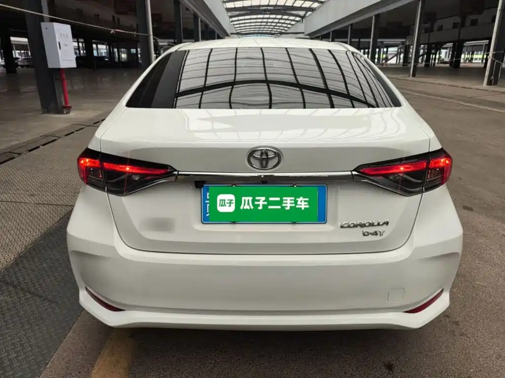 Toyota Corolla — миниатюра 4