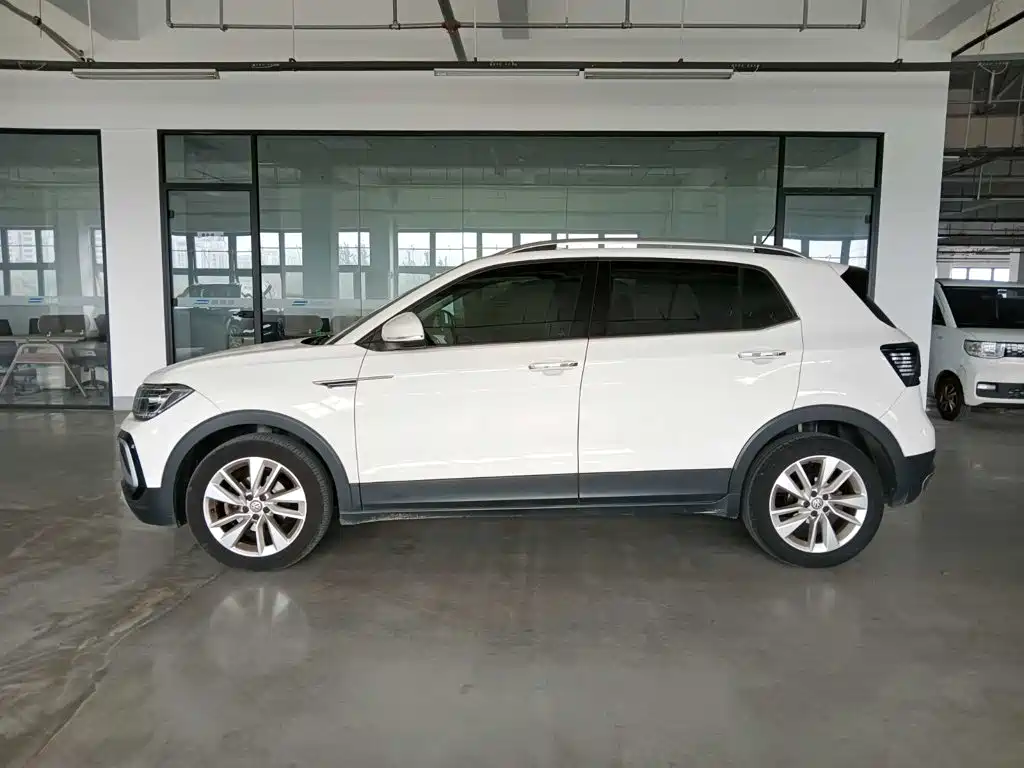 Volkswagen T-Cross — миниатюра 3