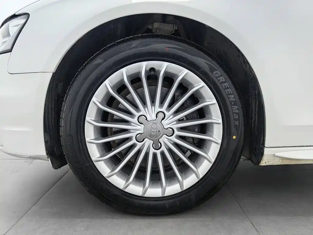 Audi A4L — миниатюра 17