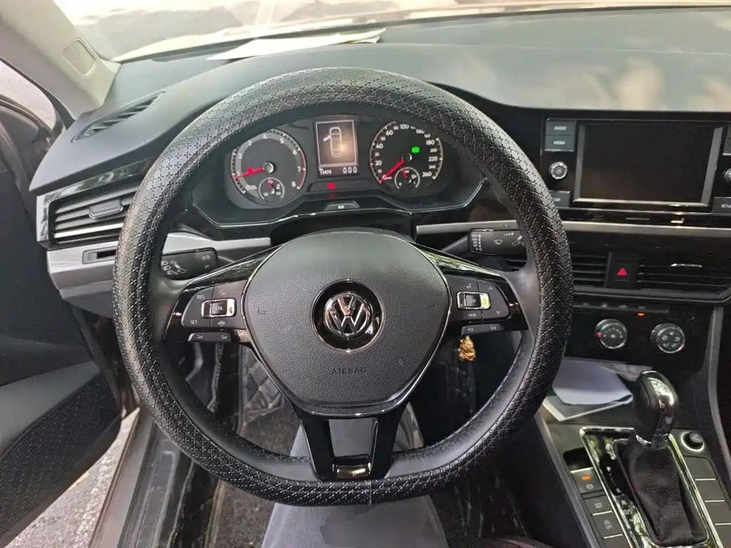 Volkswagen Bora 2020 1.5L AT Comfort