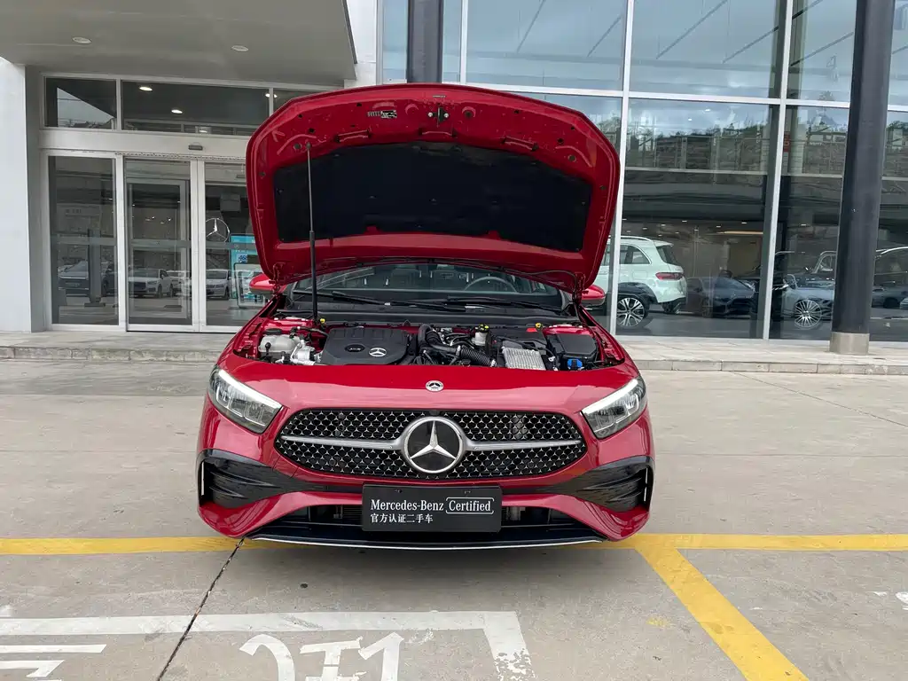 MERCEDES-BENZ A CLASS