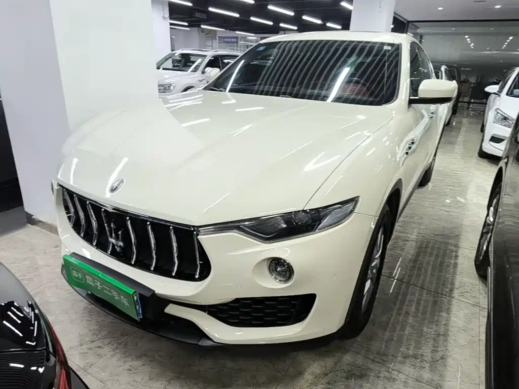 Maserati Levante — миниатюра 2