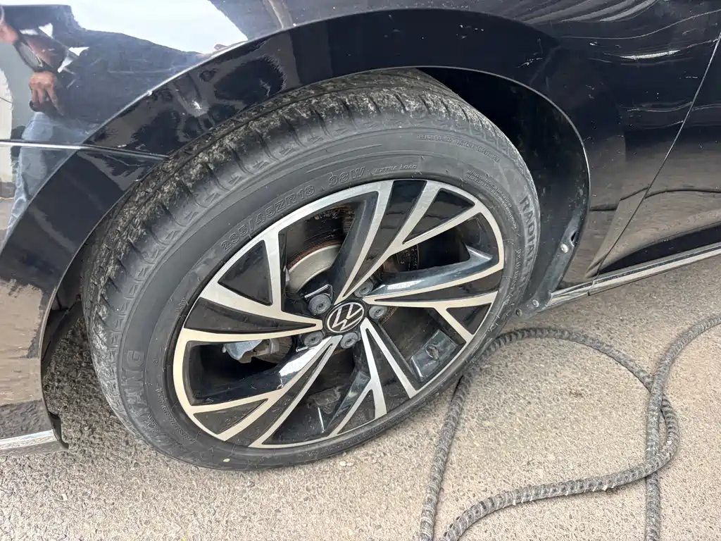 Volkswagen Magotan — миниатюра 3