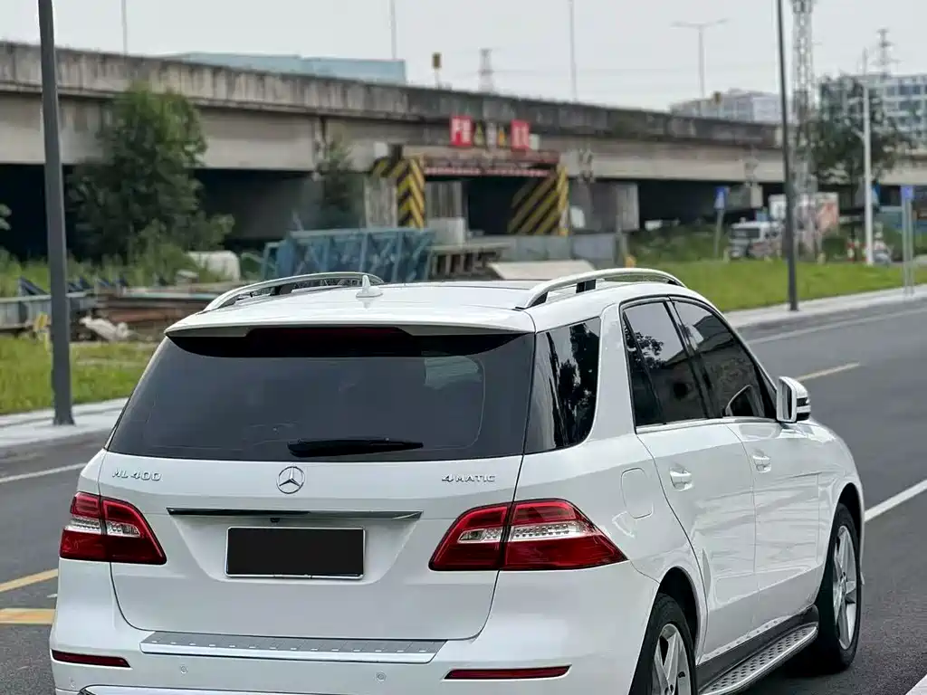 Mercedes-Benz M-Class — миниатюра 6