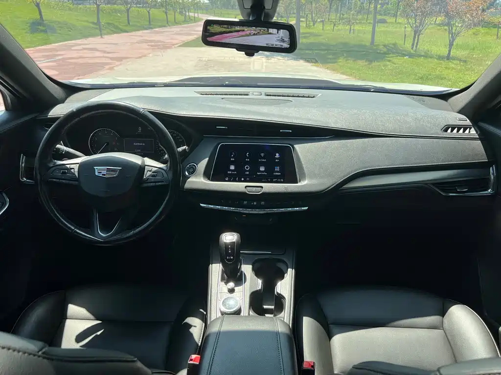 Cadillac XT4 — миниатюра 11